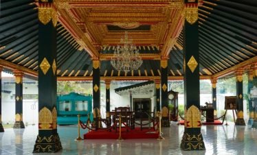 DISCOVER YOGYAKARTA 4 Days / 3 Nights