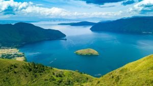 5 Popular Tourism Destinations in Sumatra